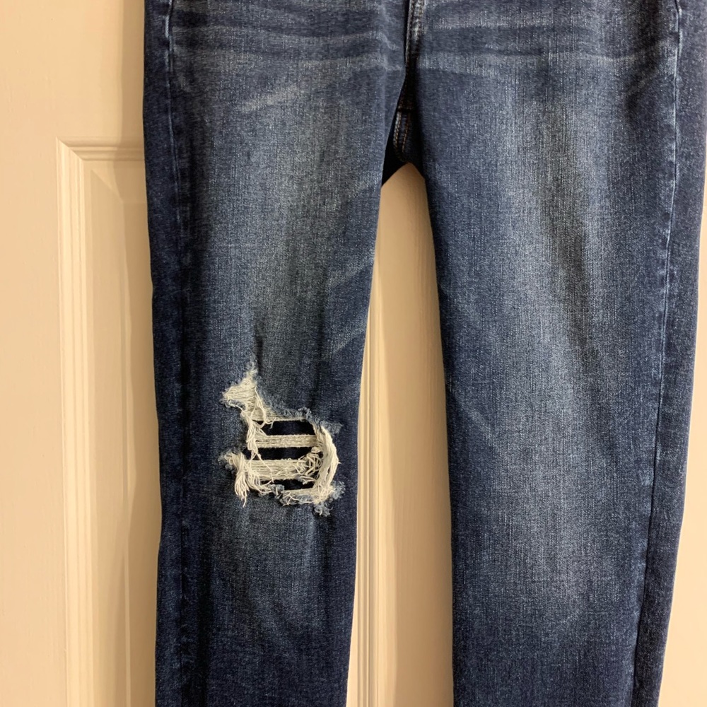 American Eagle Ladies Dream Jean Size 4. - Picture 2 of 7